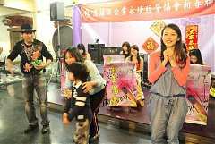 417774_342433089123861_100..