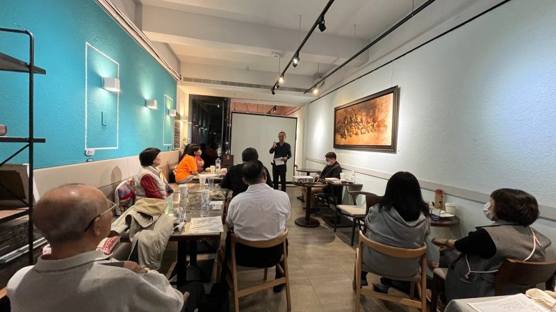 LINE_ALBUM_20241210讀書會_..