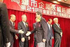 385169_336703726341105_100..