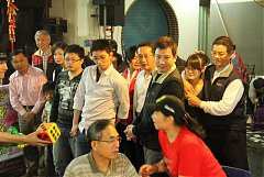 407256_342431975790639_100..