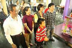 416966_342443185789518_100..