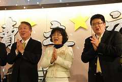 408333_336776043000540_100..