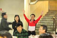 398606_342441655789671_100..