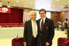 395877_336700446341433_100..