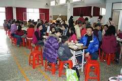 188451_204150769596402_100..