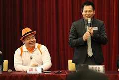 10945624_4891276697926_216..