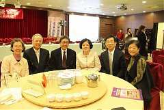 404287_336698529674958_100..