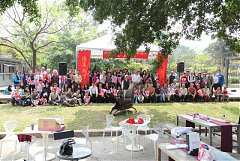 551541_578473868844538_125..