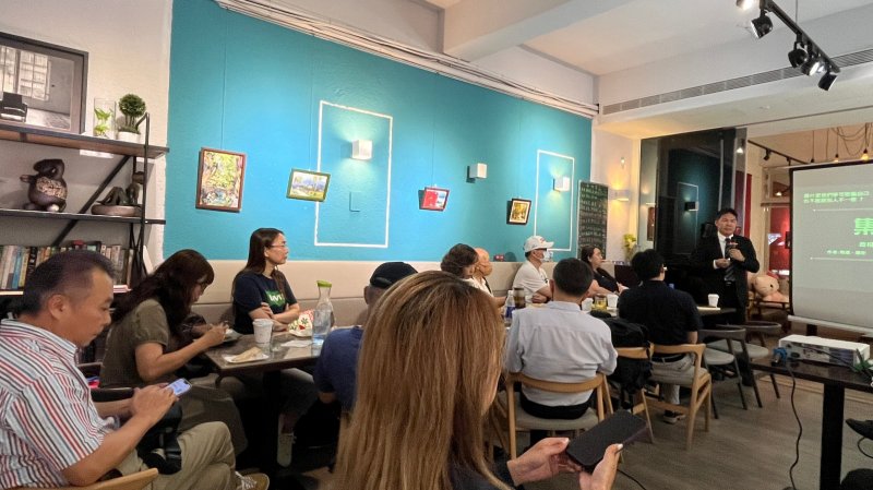 LINE_ALBUM_20240514讀書會-..