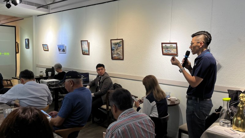 LINE_ALBUM_20240514讀書會-..