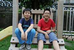 547162_2982807507389_18026..