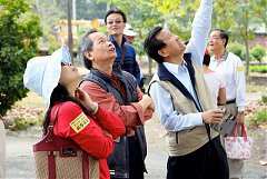 644218_578470418844883_160..