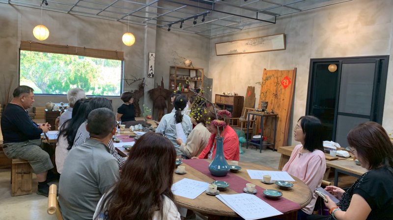 LINE_ALBUM_20251213讀書會..