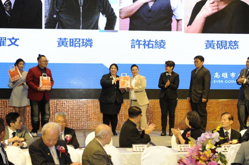 LINE_ALBUM_2024.12.22第34~..