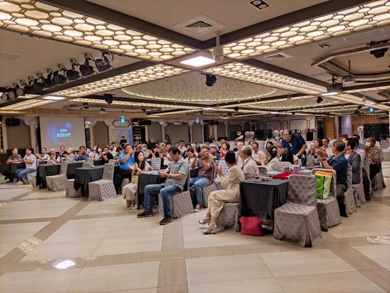 LINE_ALBUM_2023718七月份月..