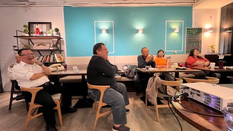 LINE_ALBUM_20241210讀書會_..