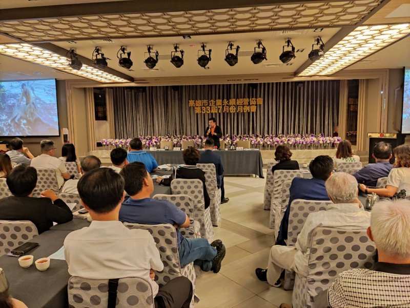 LINE_ALBUM_2023718七月份月..