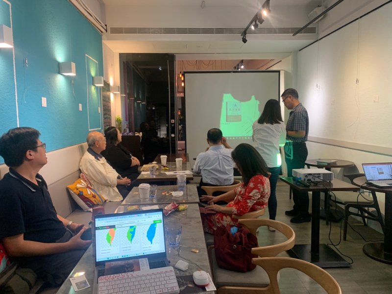 LINE_ALBUM_20241112讀書會-..