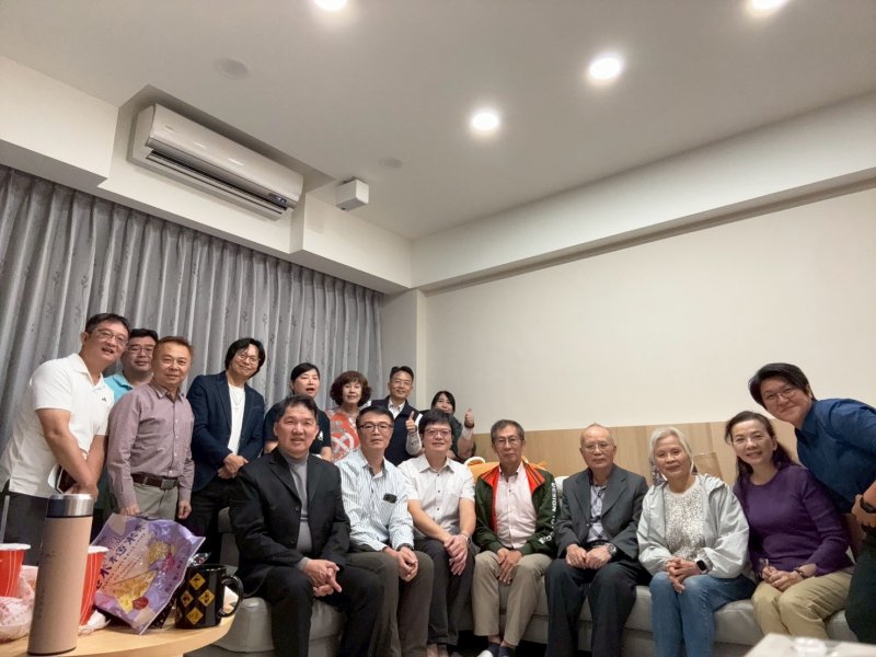 0LINE_ALBUM_2025129 新任理..