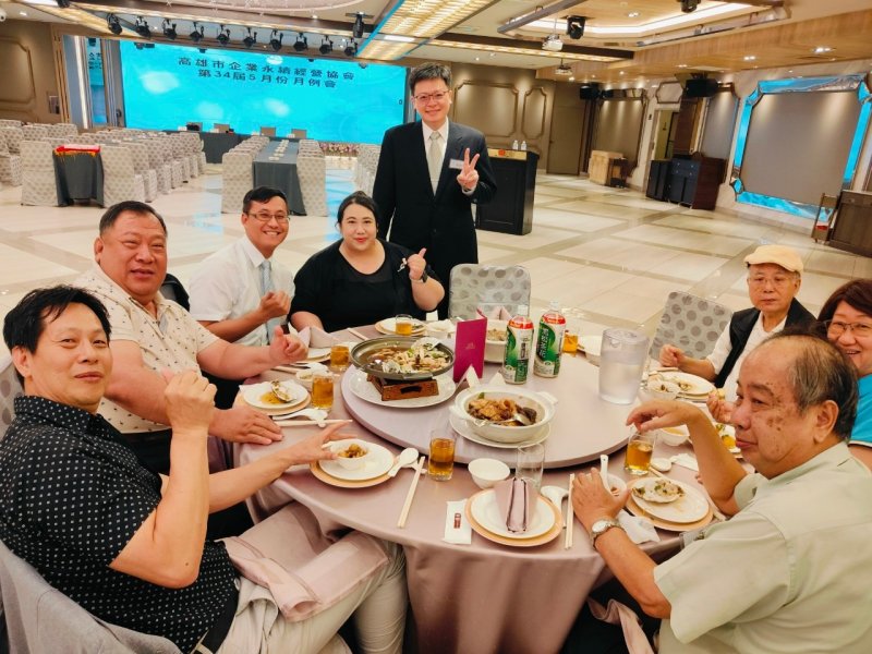 LINE_ALBUM_20240521_5月份..