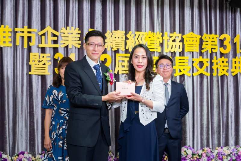 YUM_1450登山隊楊鳳錦 (Large)