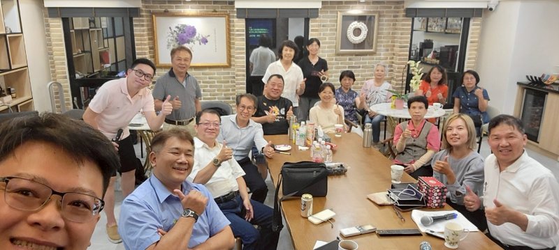 LINE_ALBUM_0610讀書會_2506..