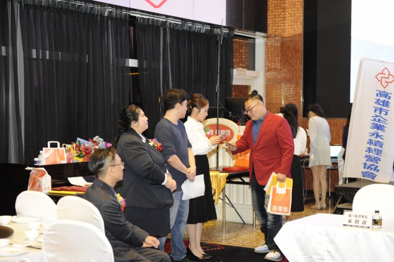 LINE_ALBUM_2024.12.22第34~..