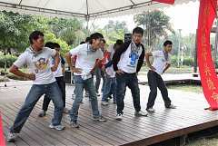 66966_578489232176335_1342..