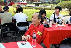 312363_578473628844562_972..