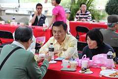 563221_578483208843604_123..