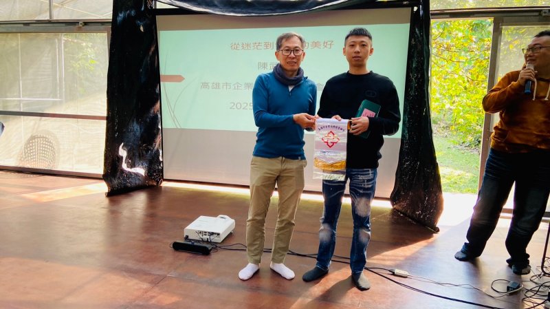 LINE_ALBUM_114112月例會-永..