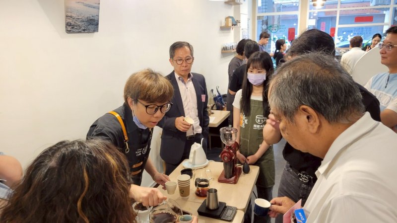 LINE_ALBUM_2025420 社會關..