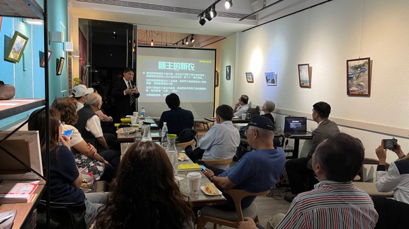 LINE_ALBUM_20240514讀書會-..