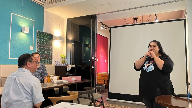 LINE_ALBUM_20241112讀書會-..