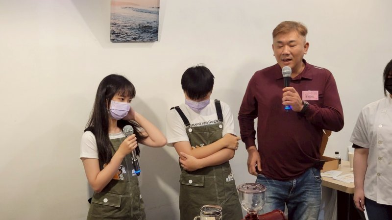 LINE_ALBUM_2025420 社會關..