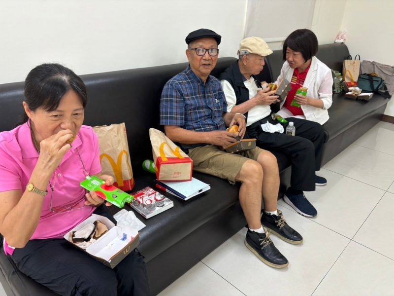 LINE_ALBUM_20240611讀書會..