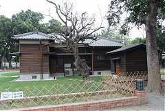 559809_578468028845122_129..