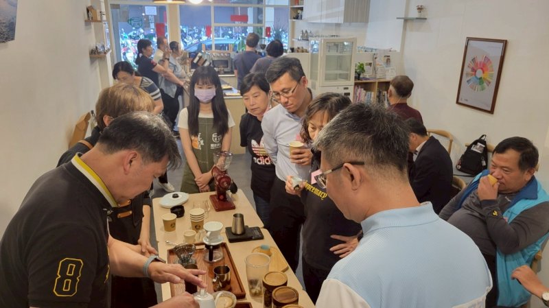 LINE_ALBUM_2025420 社會關..