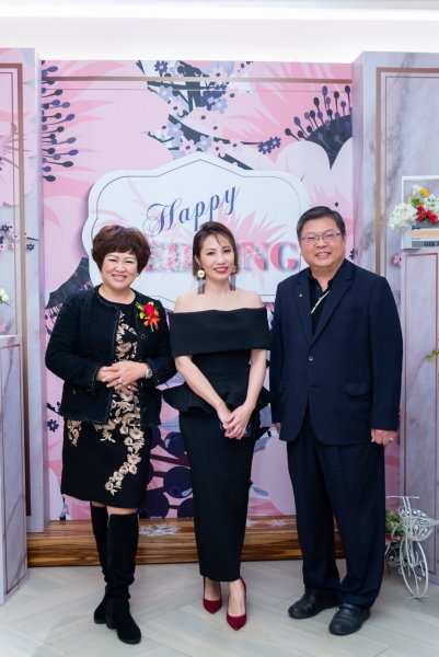 YUM_1188思萱美華夫妻 (Large)