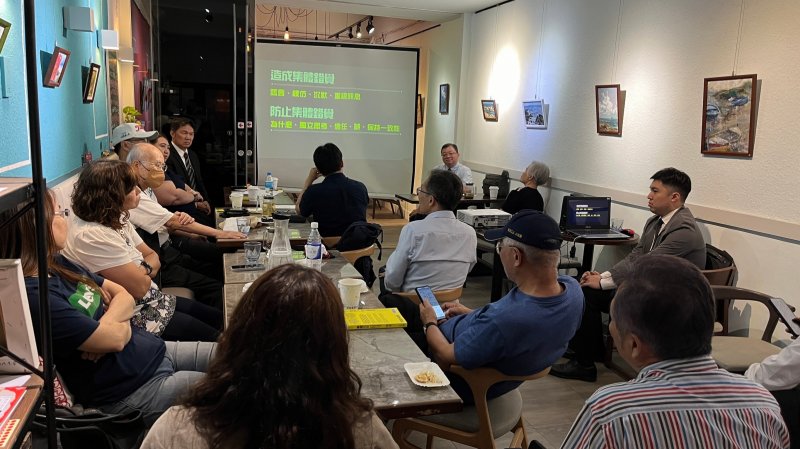 LINE_ALBUM_20240514讀書會-..