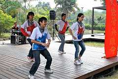 538303_578488468843078_209..