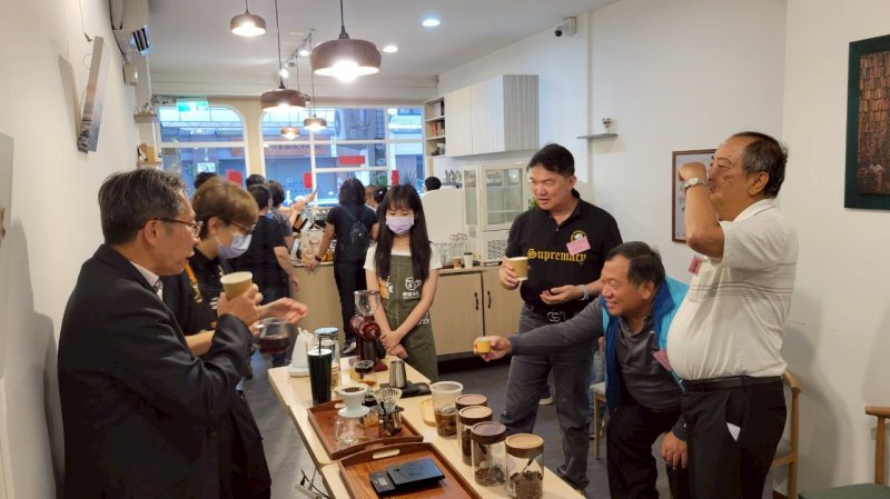 LINE_ALBUM_2025420 社會關..