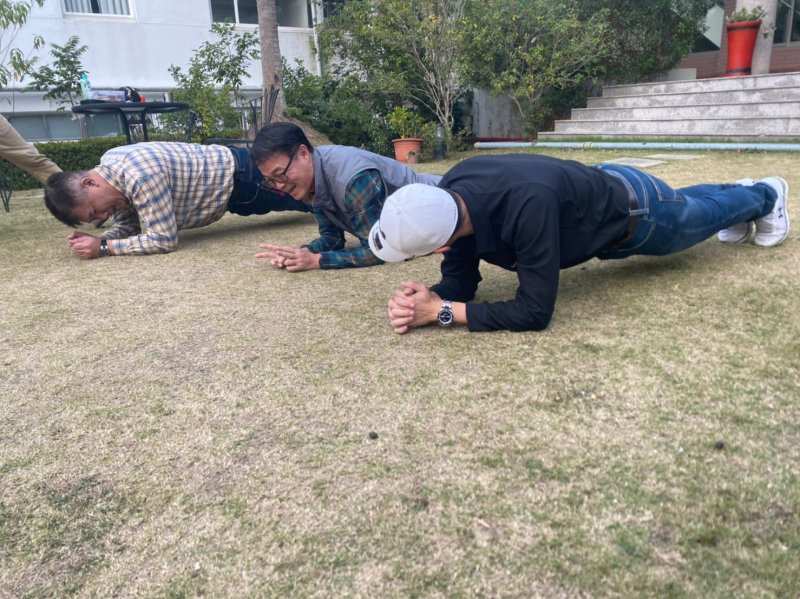 LINE_ALBUM_202317~8理監事..