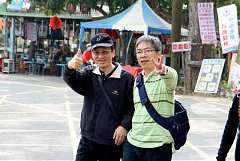 482396_578467428845182_302..