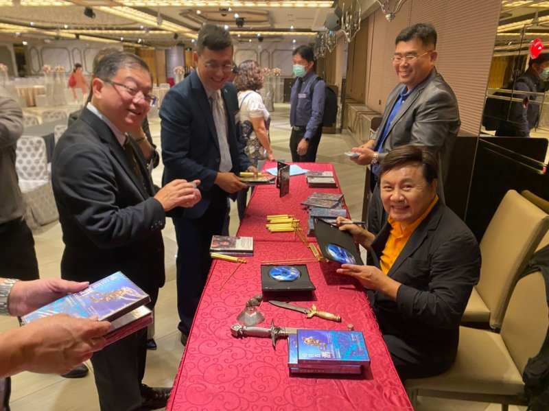 LINE_ALBUM_2023718七月份月..