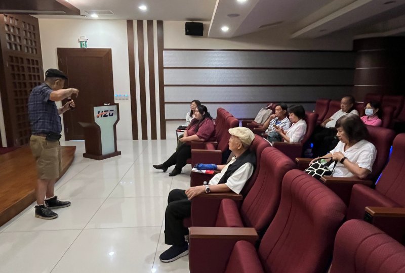 LINE_ALBUM_20240611讀書會..