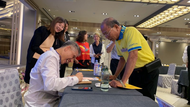 LINE_ALBUM_20240820月例會..