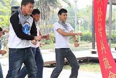 10873_578489692176289_1079..