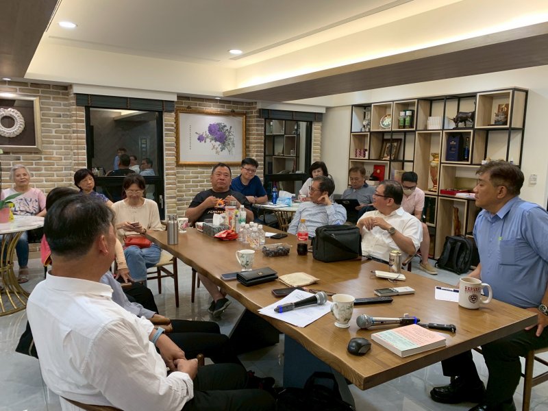 LINE_ALBUM_0610讀書會_2506..