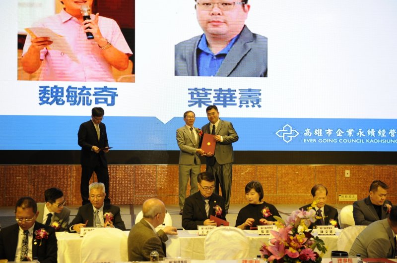 LINE_ALBUM_2024.12.22第34~..